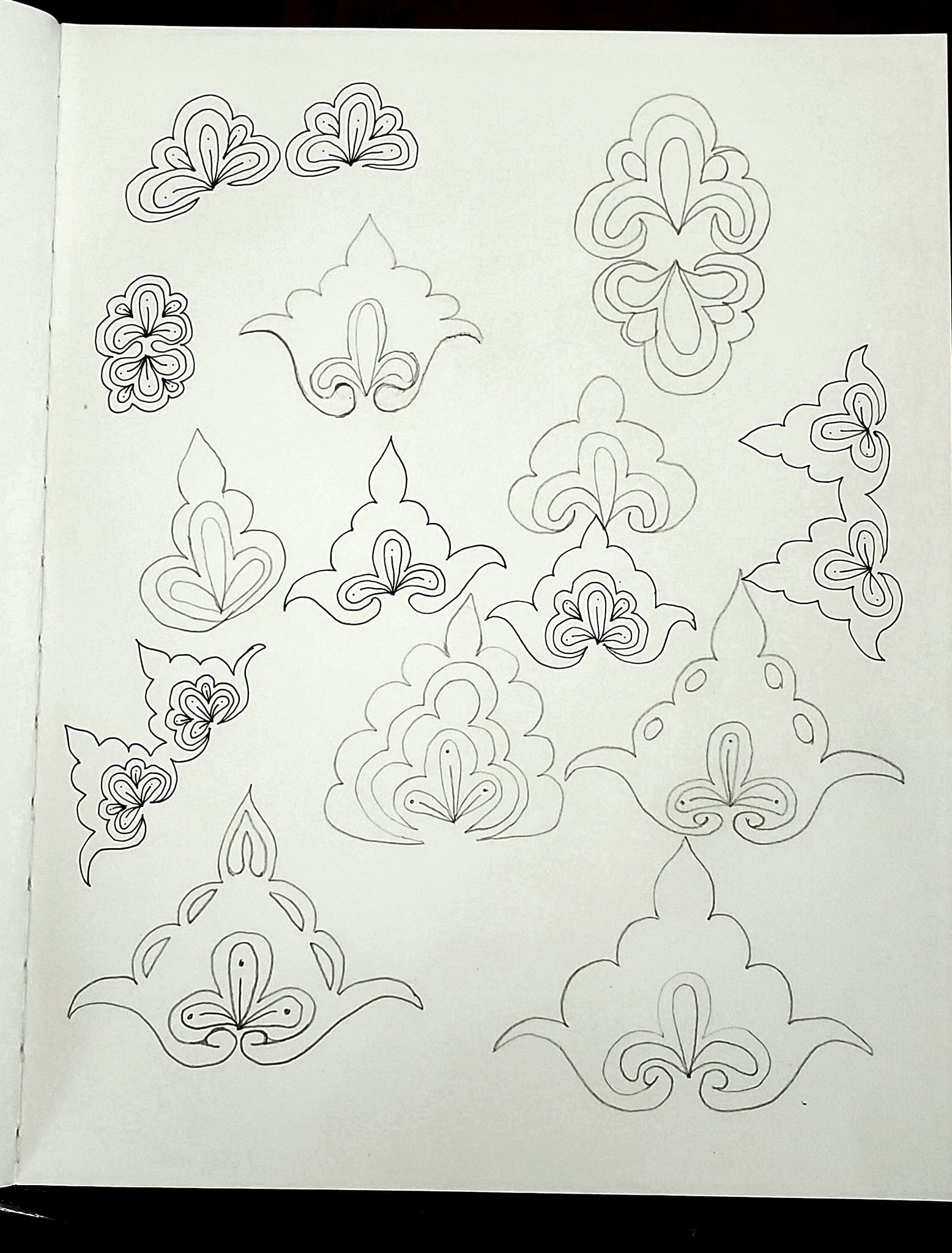 Knuth Tangle Sample Introducing a new tangle: Cha-Bukra – Tangle Addicts